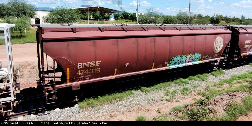 BNSF 474319 Con Grafiti 